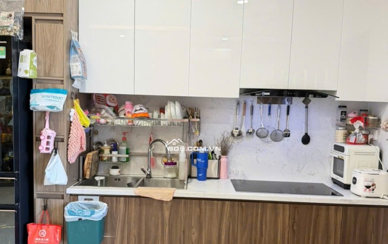 Cần bán căn 75.7m2 Toà nhà ST. Morizt cao cấp nhất Đại lộ Phạm Văn Đồng