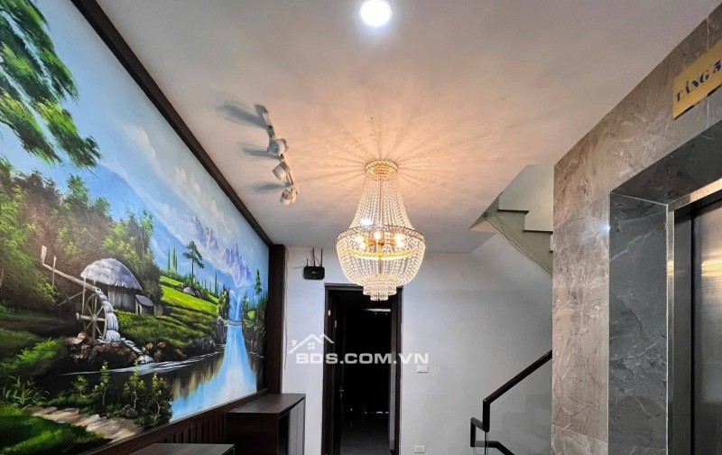 Bán Nhà Kinh Doanh Đỉnh, Hoàng Cầu, Đống Đa 64m, 7 tầng, mt 4.4m, giá 39.9 tỷ