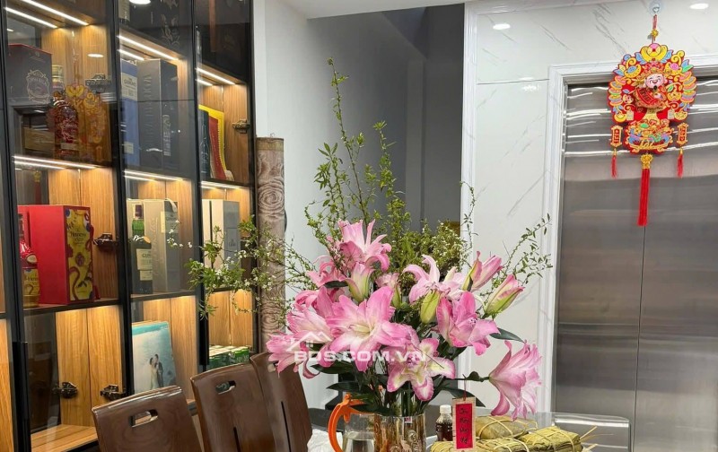 Bán Nhà Kinh Doanh VP Đại La, Hai Bà Trưng 54m, 6 tầng, mt 4.86m, giá 20.5 tỷ.