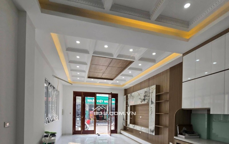 Bán Nhà Mặt Phố, Kinh Doanh, Nguyễn Đức Cảnh 47m, 6 tầng, mt 4.2m, giá 23.5 tỷ.