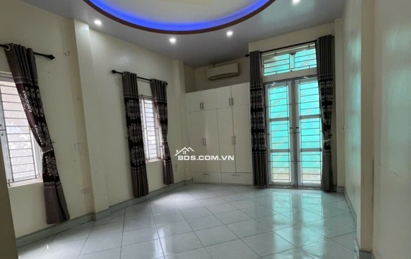 BÁN NHÀ DÂN XÂY ĐẸP 2.19 TỶ 3 TẦNG 41M2 NGÕ NGẮN ĐƯỜNG VĂN CAO