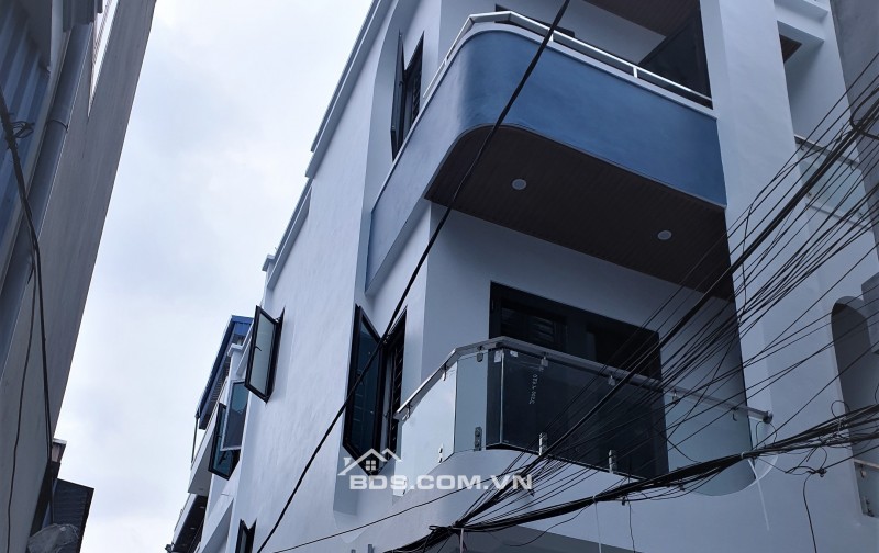 BÁN NHÀ LÔ GÓC SIÊU  ĐẸP 2.85 TỶ 3 TẦNG 46M2 NGÕ TRẦN THÁI TÔNG