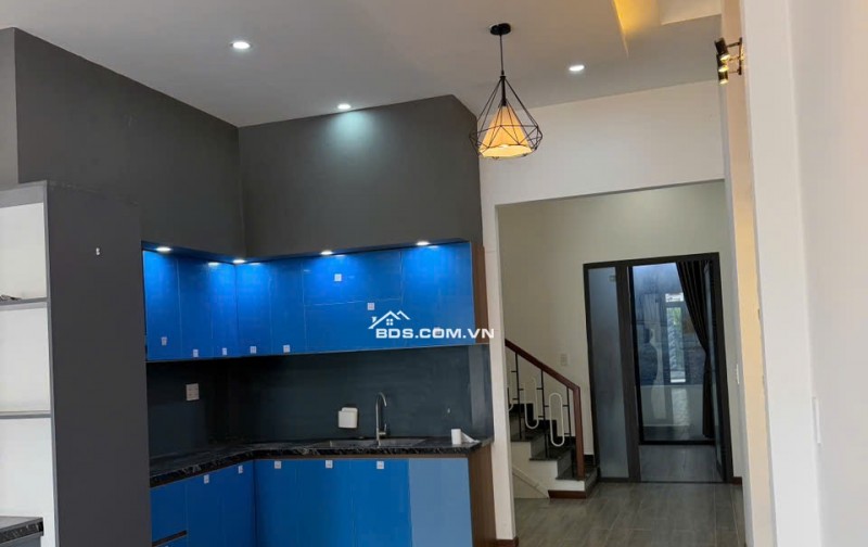 Bán nhà 3 tầng đường Đào Sư Tích - Thông Hoàng Văn Thái