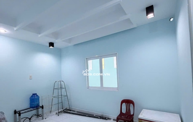 Nhà mới 3 tầng, ô tô đến cửa, đối diện C/C Sơn Kỳ, 3.2 tỷ