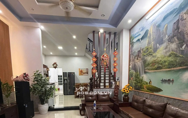 Bán nhà 3 tầng 3 mê đường Hoà An 9 - Yên Thế - Băc Sơn