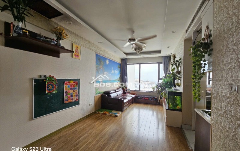 Chính chủ Bán CHCC 2PN tầng trung, giá tốt tại Greenstars - Thành phố giao lưu - Phạm Văn Đồng. Giá 6,3 tỷ