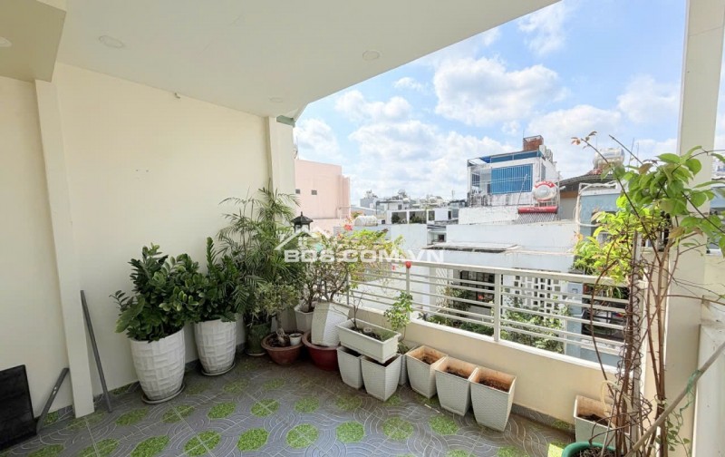 Nhà 5 tầng ô tô đỗ cửa, Nguyễn Hồng Đào, Bàu Cát, 5.2 tỷ