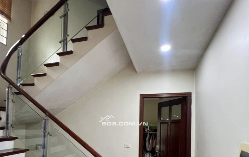 Bán nhà LK KĐT Mới Văn Phú DT 116m2, 4 Tầng, MT 20m, Giá 43 tỷ Hà Đông