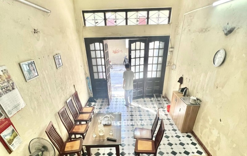 GIẢM CHÀO GIÁ TỐT !  Phố Châu Long  95M2 56 Tỷ 1 Sổ 1 Chủ Xây Tòa rất đẹp