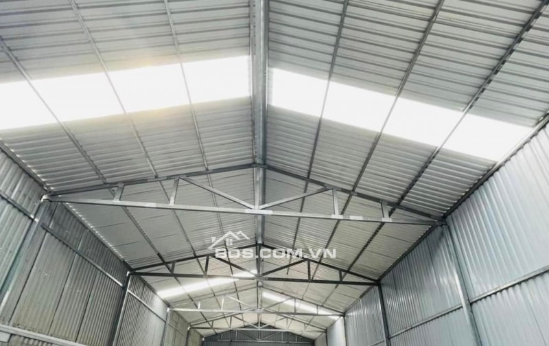 Cho thuê kho, xưởng DT 450m2 gần cầu Niệm, Kiến An, xe công thuận tiện