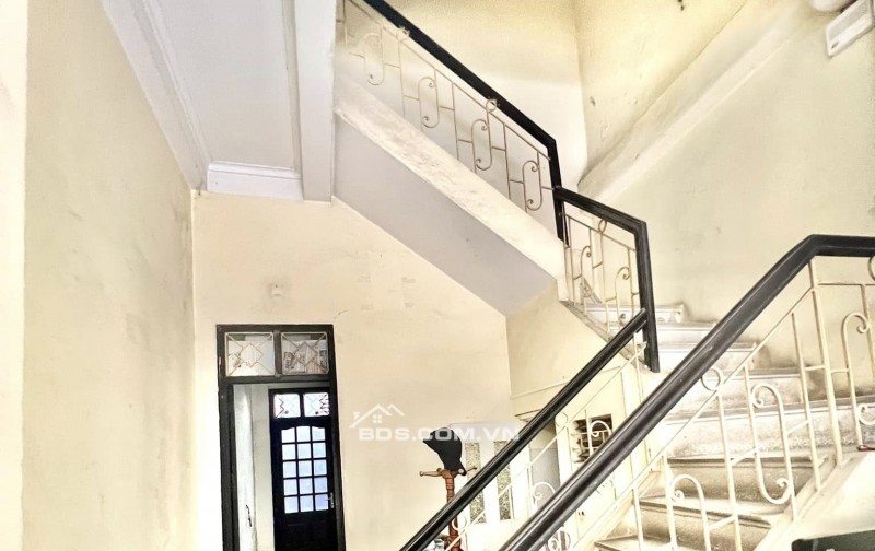 GIẢM CHÀO GIÁ TỐT !  Phố Châu Long  95M2 56 Tỷ 1 Sổ 1 Chủ Xây Tòa rất đẹp