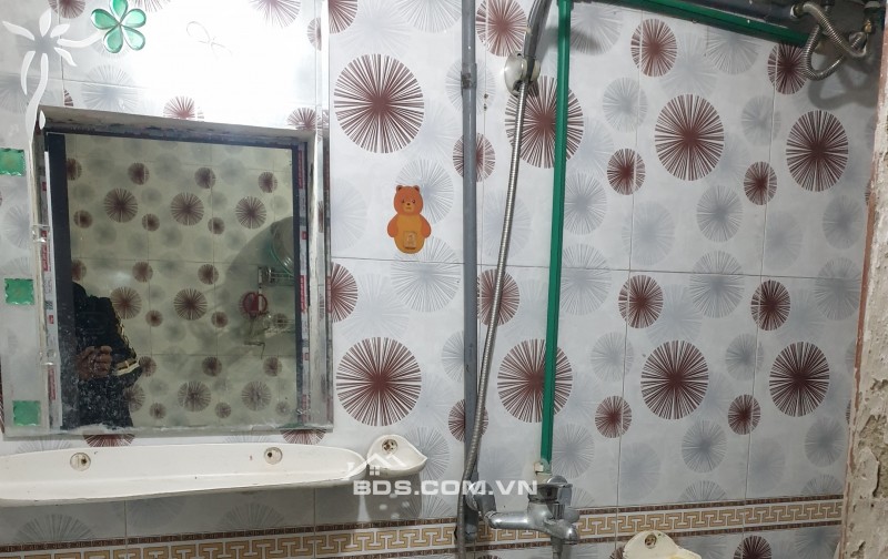 BÁN NHÀ 1.55 TỶ 2 TẦNG 46M2 SAU NHÀ MẶT ĐƯỜNG KHU SAU LA