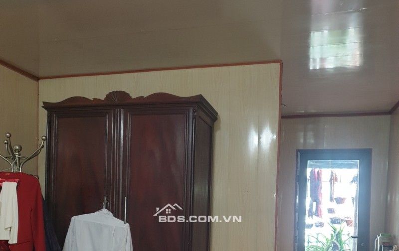 BÁN NHÀ MẶT ĐƯỜNG NHÁNH GIẢI PHÓNG 2 TẦNG 35M2 GIÁ 2 TỶ