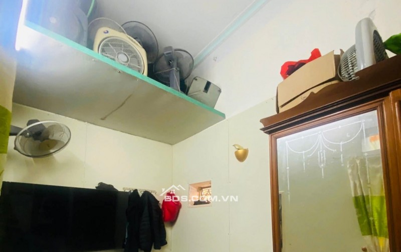 BÁN NHÀ 1.79 TỶ 2 TẦNG 67M2 ( ĐÔNG NAM ) NGÕ CHỢ KÊNH