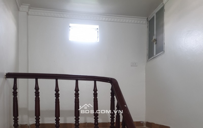 BÁN NHÀ ĐẸP 1.38 TỶ 2 TẦNG 45M2 NGÕ TÔ HIẾN THÀNH