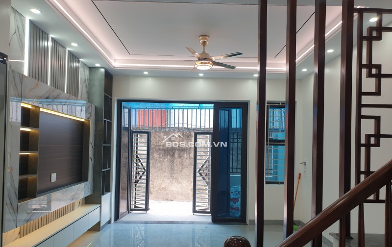 BÁN NHÀ 2.39 TỶ 3 TẦNG 50M2 ( HƯỚNG NAM ) KHU ĐÔ THỊ MỸ TRUNG