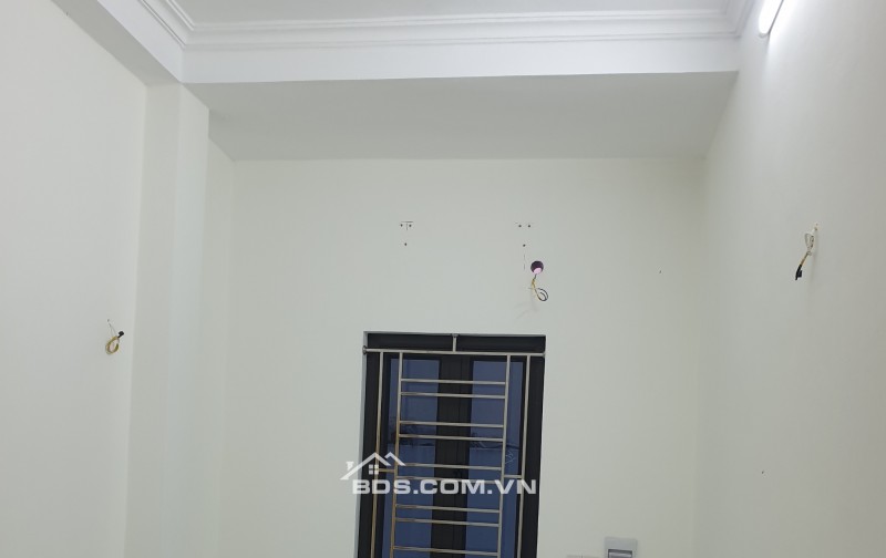 BÁN NHÀ ĐẸP 1.88 TỶ 3 TẦNG 36M2 ( ĐÔNG NAM ) NGÕ TRẦN QUANG KHẢI