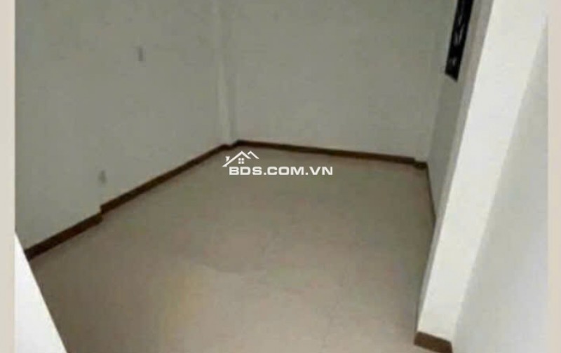 Cho thuê nhà Nguyễn Kiệm gần ngã tư Phú Nhuận 1 trệt 1 lầu giá 9tr