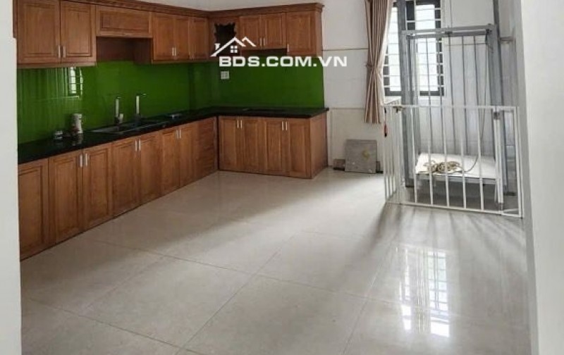 KHU NHÀ LẦU CAO CẤP – ĐƯỜNG 12M CÓ VỈA HÈ – SÁT KÊNH THAM LƯƠNG – 50M² – 5 TẦNG - 6PN – NHỈNH 6 TỶ