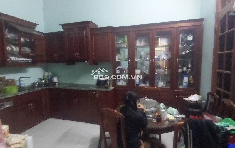 Bán nhà Phố Trần Nhật Duật DT 60m2, 3 Tầng, MT 10m, Giá 23.5 tỷ Hà Đông Hà Nội