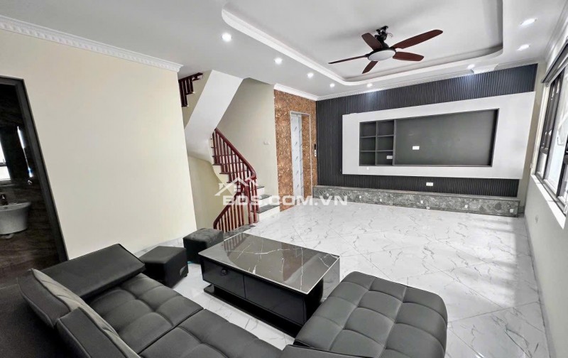 BÁN NHÀ PHỐ BỒ ĐỀ LONG BIÊN 9 TỶ  35m 6 TẦNG MT 6m Ô TÔ TRÁNH VỊ TRÍ ĐẸP TRUNG TÂM QUẬN LONG BIÊN