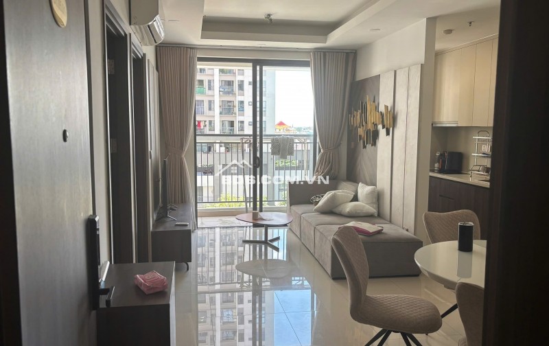 CHO THUÊ CHCC ĐẦY ĐỦ NỘI THẤT Q.7 BOULEVARD, VIEW HỒ BƠI, SIÊU TIỆN NGHI.