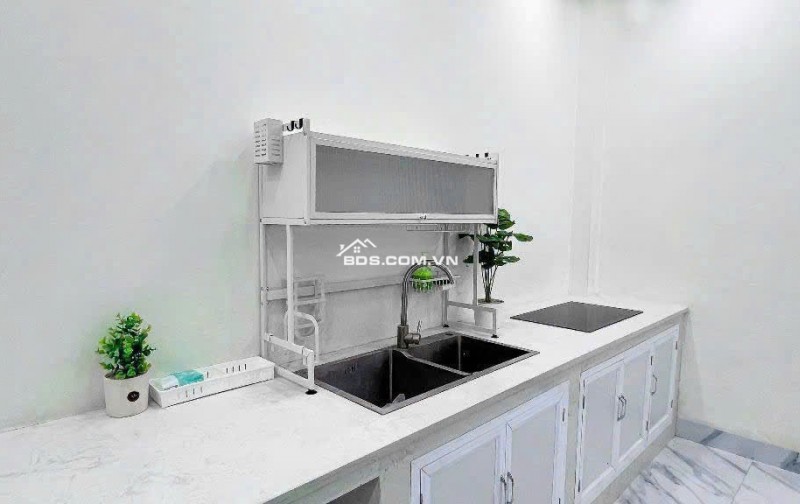 Cần 2 Nam ở ghép - phòng Ban công - đầy đủ nội thất Trong khu đô thị Vạn Phúc.Chỉ hơn 1tr/tháng