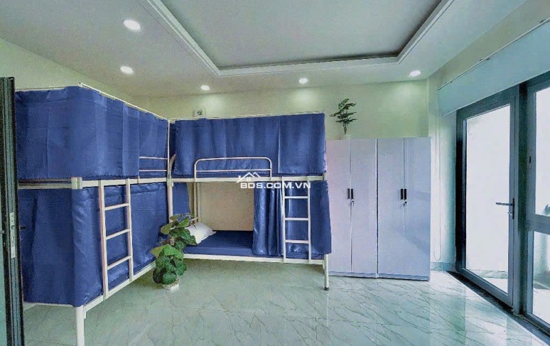 Cần 2 Nam ở ghép - phòng Ban công - đầy đủ nội thất Trong khu đô thị Vạn Phúc.Chỉ hơn 1tr/tháng