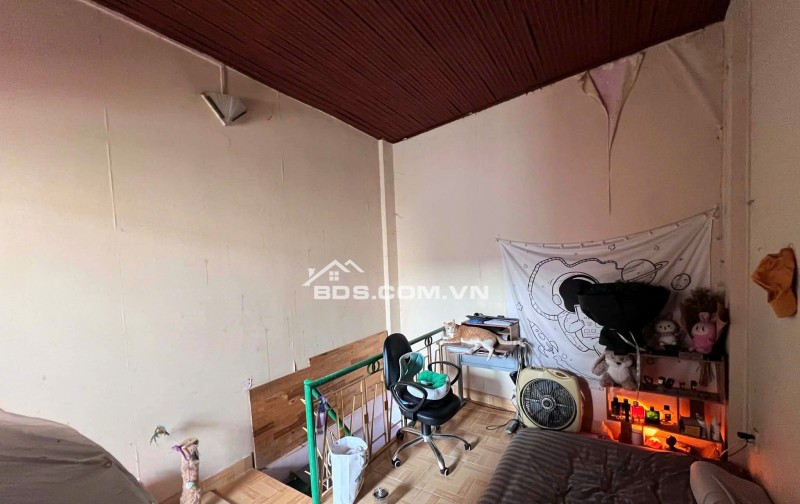  CẦN SHARE PHÒNG LẦU 2 – CHỈ 1 NỮ (Cô Bắc, Q1) chỉ hơn 3tr/tháng