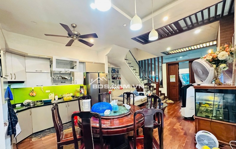 Mặt Phố Lò Đúc 300M2 190 Tỷ 1 Sổ 1 Chủ Mặt Tiền Rộng Đẹp Vỉa hè rộng