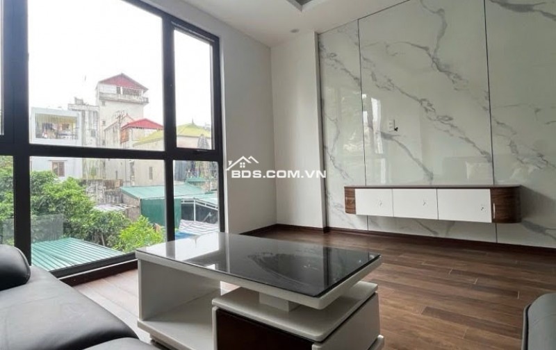 CHỈ 5.68 TỶ CÓ NHÀ LÔ GÓC PHÚC LỢI - 4 TẦNG Ở NGAY - SÁT VÁCH VINHOMES