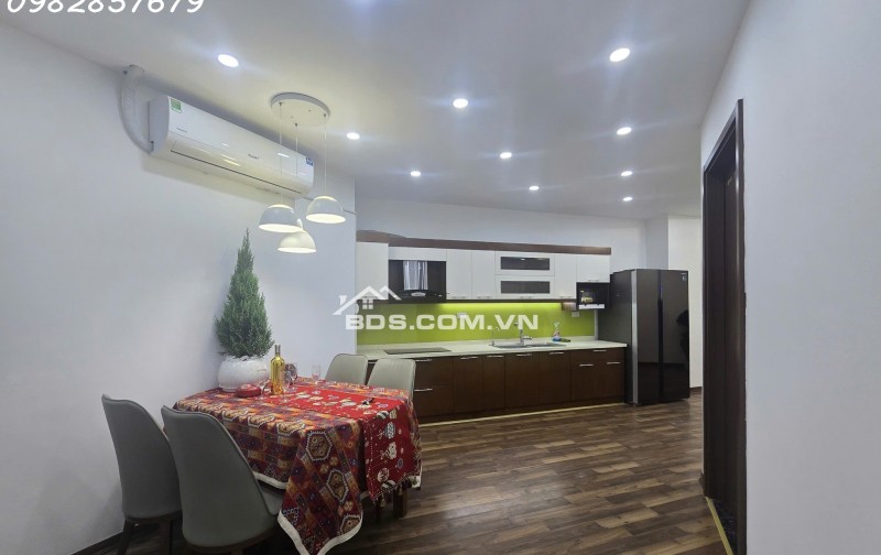 Chính chủ gửi  bán CH Phú Gia Residence Nguyễn Huy Tưởng 103m2 3PN full đồ đẹp