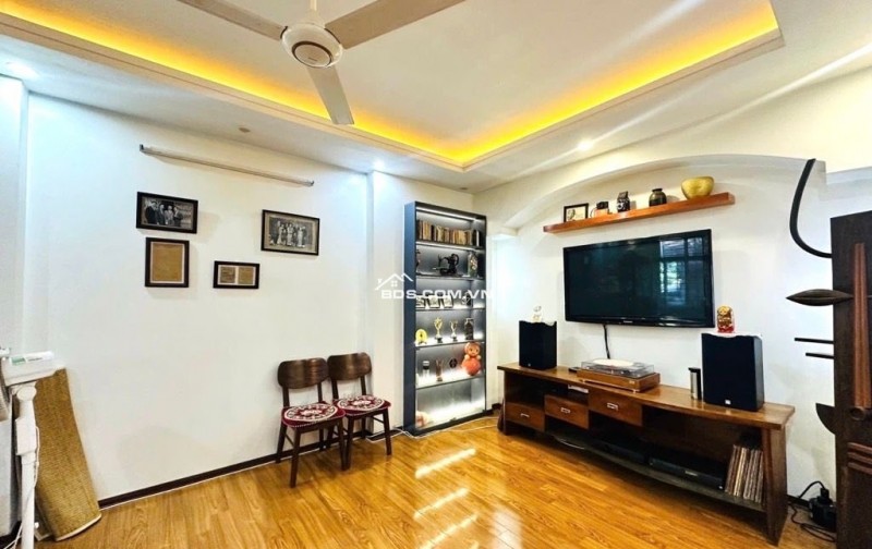 NHÀ ĐẸP KIM NGƯU, DIỆN TÍCH RỘNG, FULL NỘI THẤT 48M 4T NHỈNH 8 TỶ 0965549363