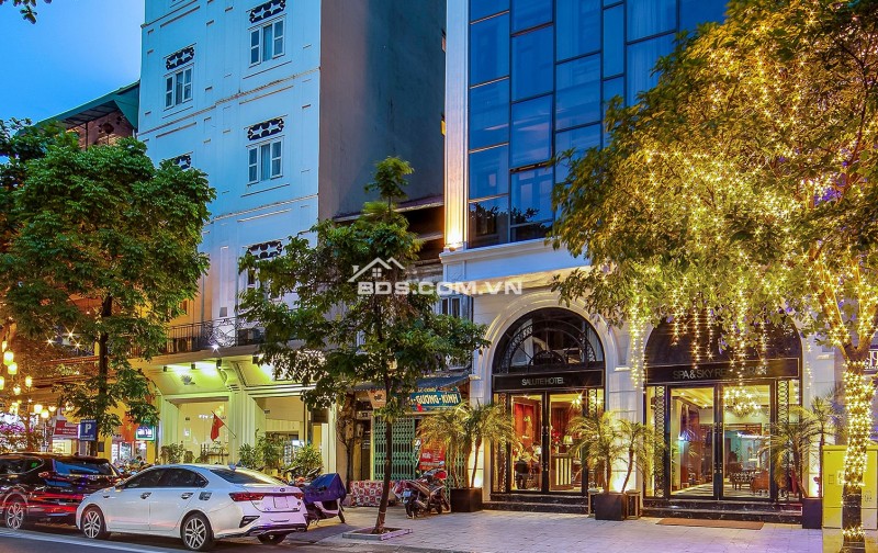 Bề Thế Mặt Tiền 9M 295 Tỷ Khách Sạn Lõi Phố Cổ 4* Boutique Pháp Lý Đủ