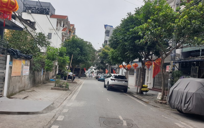 BÁN ĐẤT KHU BÃI VƯỢT MẶT ĐƯỜNG DOÃN KẾ THIỆN 56M2 GIÁ 3.85 TỶ