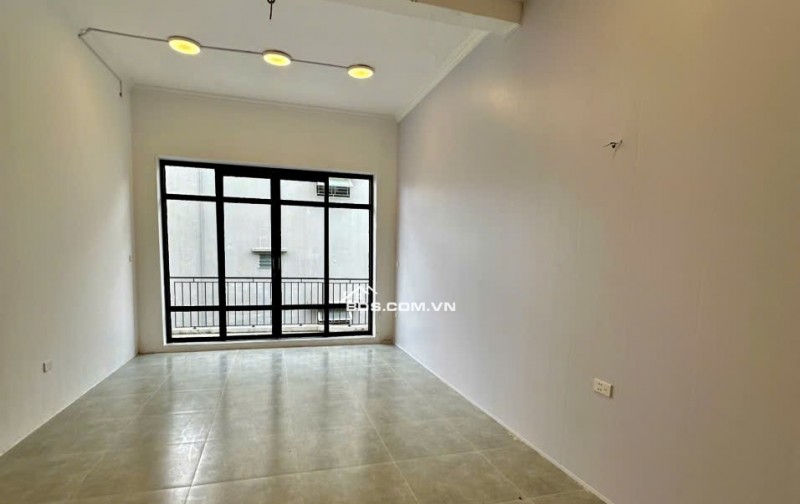 BÁN NHÀ ĐẸP 1.86 TỶ 2.5 TẦNG 56M2 NGÕ TRẦN NHÂN TÔNG