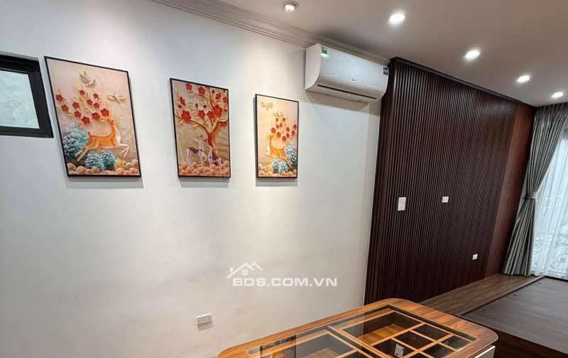 Bán Nhà Gần Phố, Thang Máy Tôn Đức Thắng 46/51m, 6 tầng, giá 18.5 tỷ.