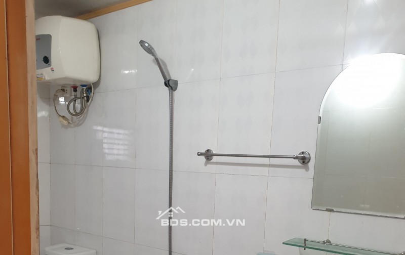 BÁN NHÀ 1.05 TỶ 2 TẦNG 30M2 ( HƯỚNG NAM ) NGÕ ĐIỆN BIÊN