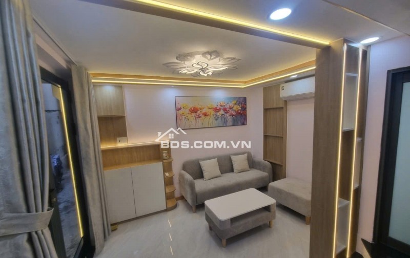 Chỉ 5 tỷ mua được căn nhà ngay trung tâm 126A/1 Nguyễn Cư Trinh Q1