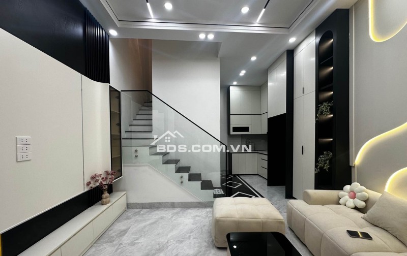 LÔ GÓC 3 THOÁNG_THANG MÁY_43M2_6 NGỦ_TRUNG TÂM LÒ ĐÚC – HAI BÀ TRƯNG_CHỈ 12 TỶ