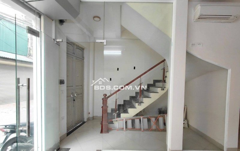 Phân Lô Vườn Đào LLQ 50M2 MT 4.5M 4 Tầng 26 Tỷ Ô TÔ Tránh Đỗ Kinh Doanh