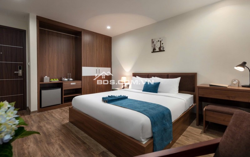 Bán Khách Sạn Boutique Phố Kim mã  35 Phòng 205m2 Mặt Tiền 8M 62 Tỷ