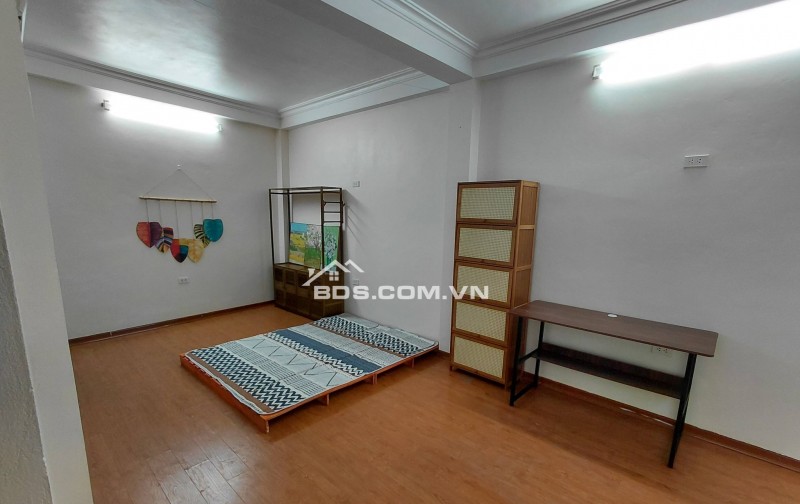 Phân Lô Vườn Đào LLQ 50M2 MT 4.5M 4 Tầng 26 Tỷ Ô TÔ Tránh Đỗ Kinh Doanh