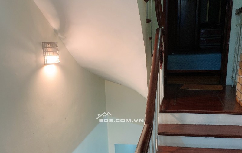 Mảnh Đất Cạnh Phố Nguyễn Du MT 6.5M Hậu 7,2M 150 Tỷ -Ngay Ngã Tư 1 Sổ 1 Chủ