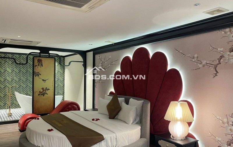 Mặt phố Hàng Thùng Sát Hồ 7 Tầng Thang Máy 110 Tỷ 2 Mặt Thoáng PCCC GPXD Đủ