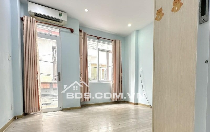 MẶT TIỀN PHÚ NHUẬN - NGAY PHAN ĐÌNH PHÙNG - SÁT Q1 - 43m2 - 4 TẦNG- NỞ HẬU TÀI LỘC- MT 59