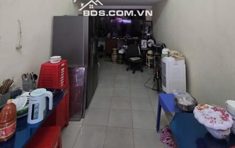 BÁN NHÀ MẶT ĐƯỜNG NGAY NGÃ 6 NĂNG TĨNH 2.5 TẦNG 25M2 GIÁ 2.1 TỶ