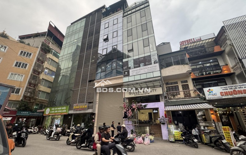 Mặt Phố Phó Đức Chính 7 Tầng Thang Máy Nhà Đẹp 53 Tỷ-30M Ra Hồ Trúc bạch Sổ Vuông