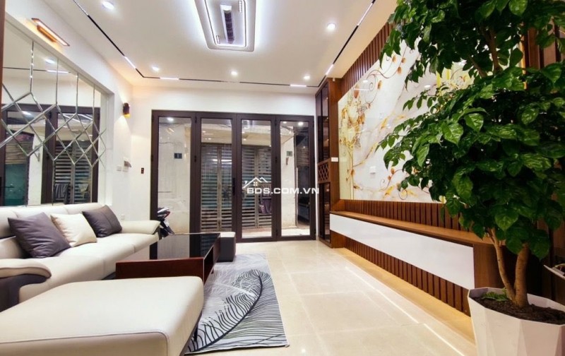 BÁN NHÀ TRẦN ĐẠI NGHĨA – HAI BÀ TRƯNG 34M – 5 TẦNG – NHÀ ĐẸP FULL NỘI THẤT – NHỈNH 9 TỶ – GẦN BÁCH KHOA, KINH TẾ