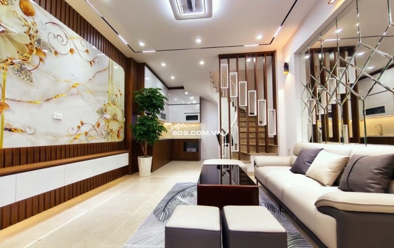 BÁN NHÀ TRẦN ĐẠI NGHĨA – HAI BÀ TRƯNG 34M – 5 TẦNG – NHÀ ĐẸP FULL NỘI THẤT – NHỈNH 9 TỶ – GẦN BÁCH KHOA, KINH TẾ